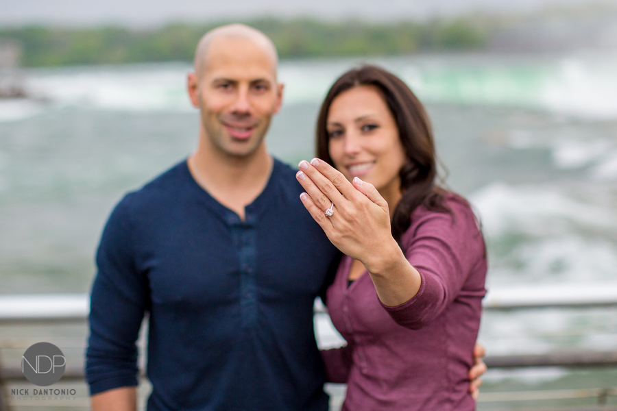 Niagara Falls Engagement Photos_Blog-10