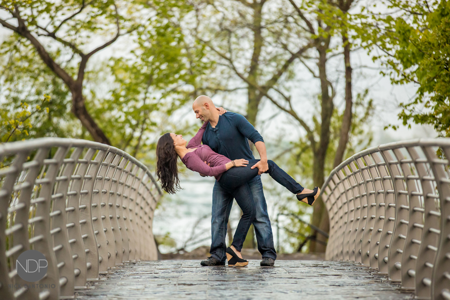 Niagara Falls Engagement Photos_Blog-16