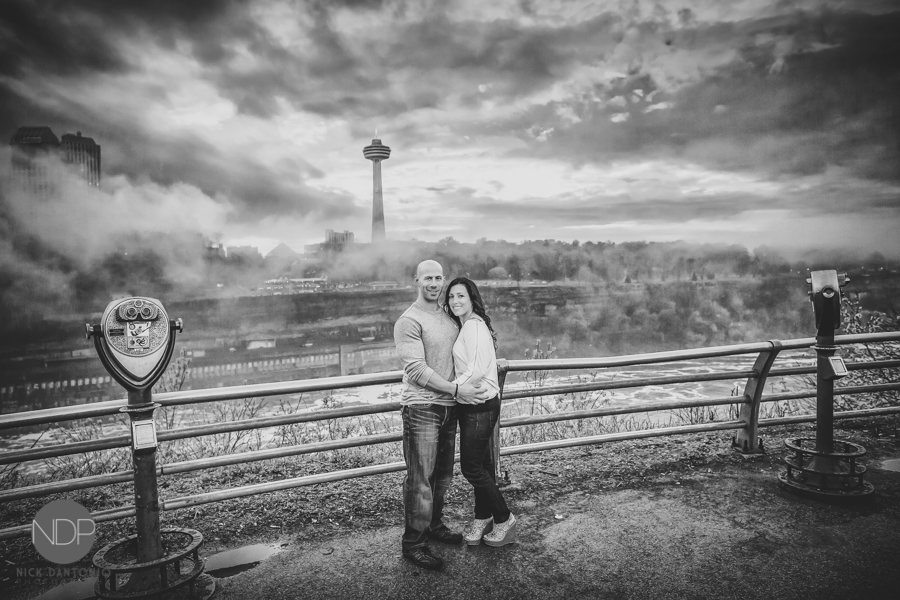 Niagara Falls Engagement Photos_Blog-18