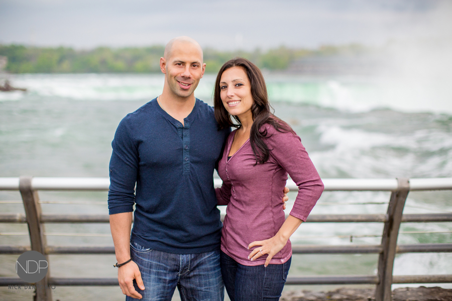 Niagara Falls Engagement Photos_Blog-9