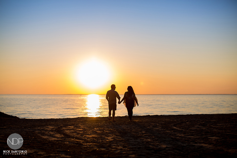 05-Buffalo Hamburg Beach Engagement Photo