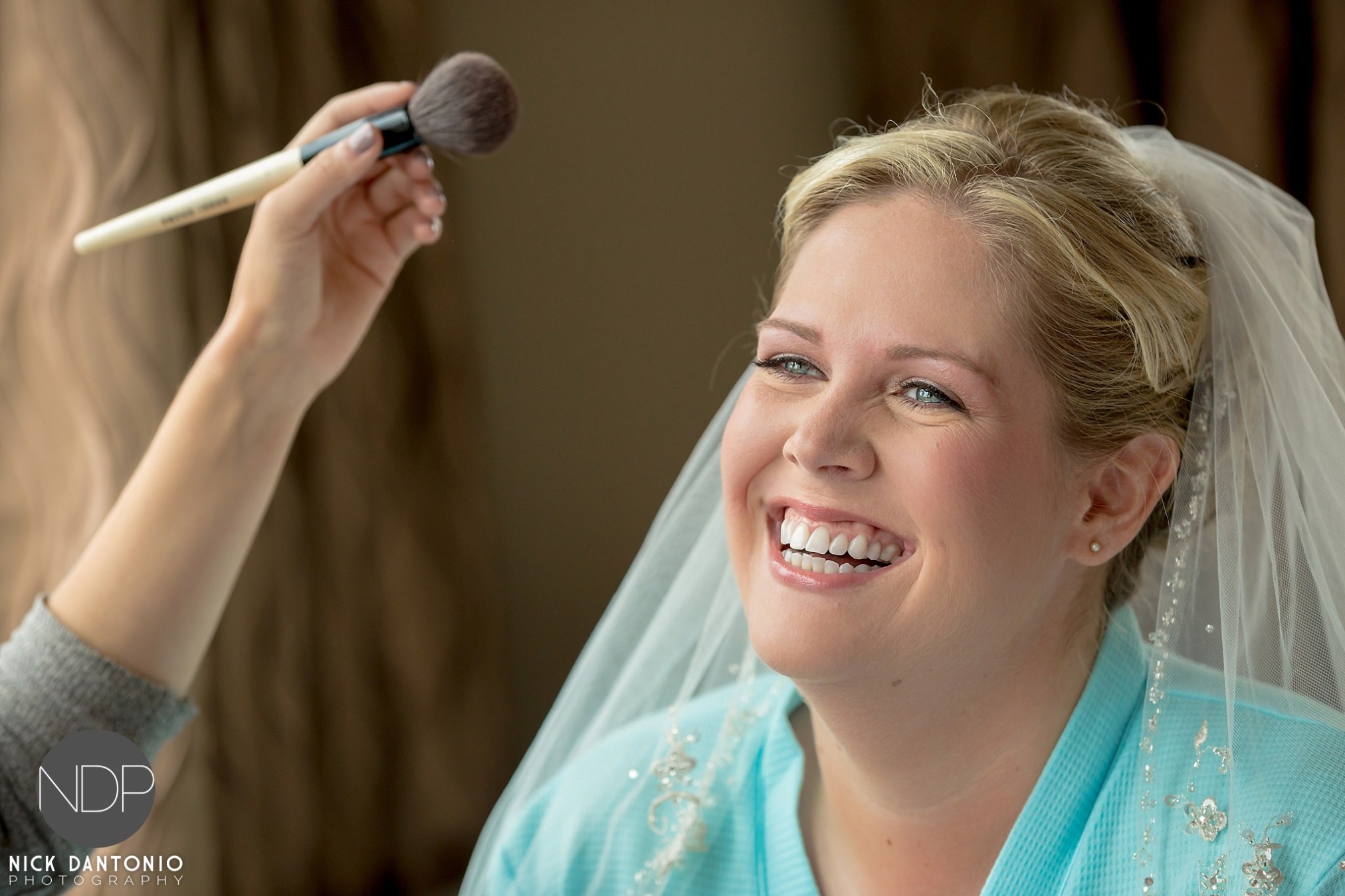 05-strathallan-getting-ready-wedding