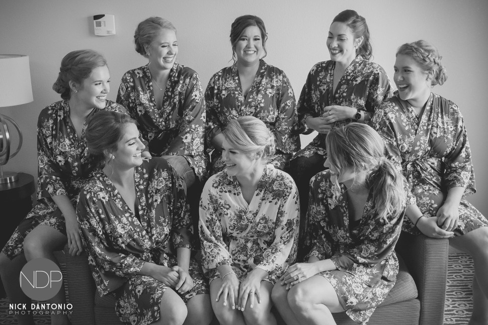 08-Buffalo Wedding Photos