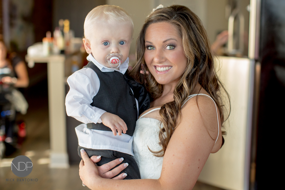 10-Foundry Suites Buffalo Wedding Photos-Blog_© NDP 2015