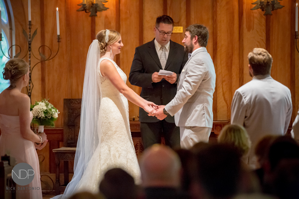 11-Adirondack Wedding Photos-Blog_© NDP 2015