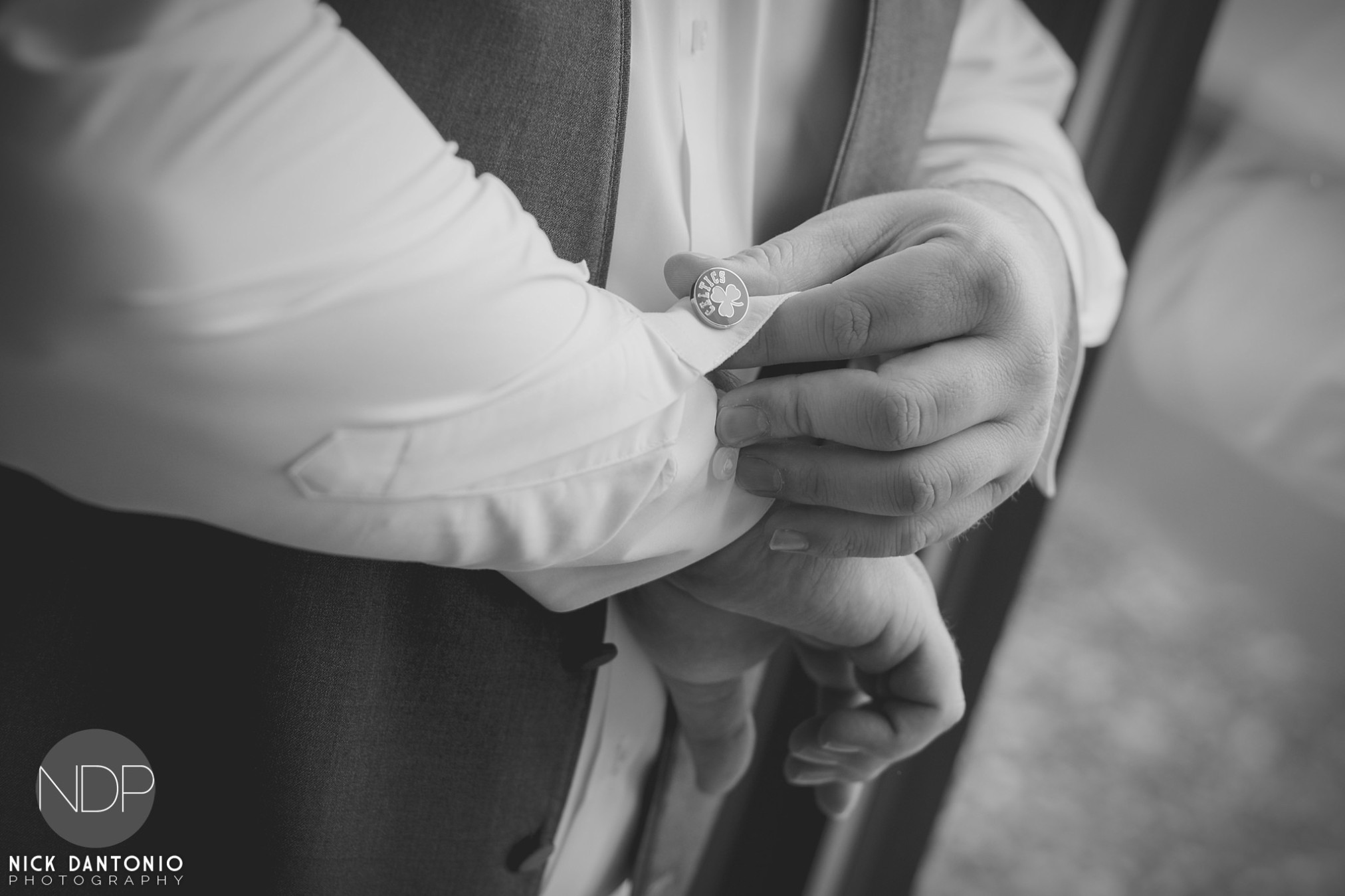 13-strathallan-getting-ready-wedding