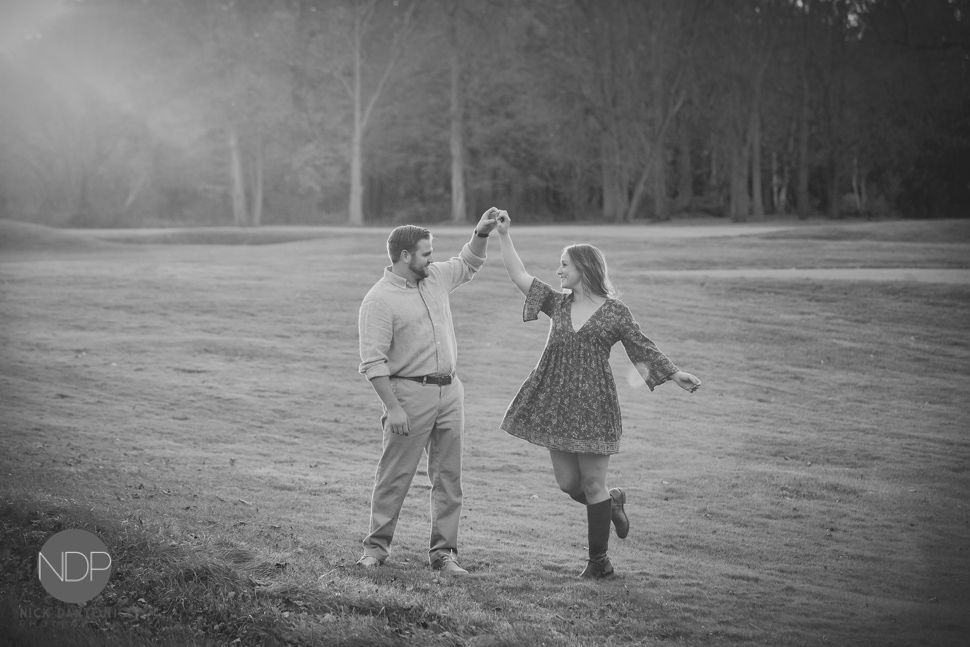 17-Country Club of Rochester Engagement Photos-Blog_© NDP 2015