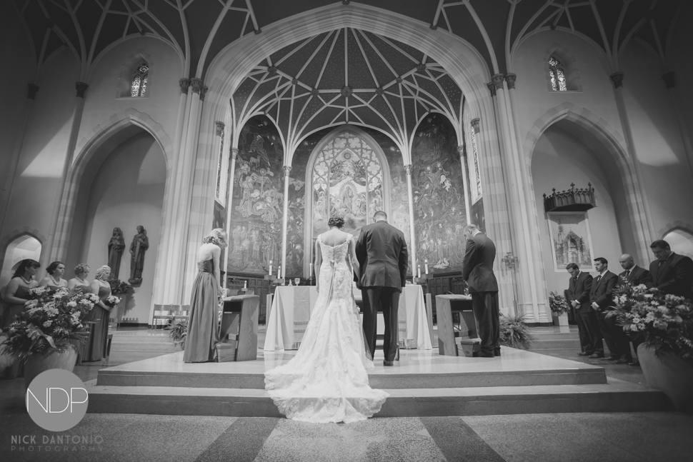 19-St. Joseph University Parish Wedding-Blog_© NDP 2016