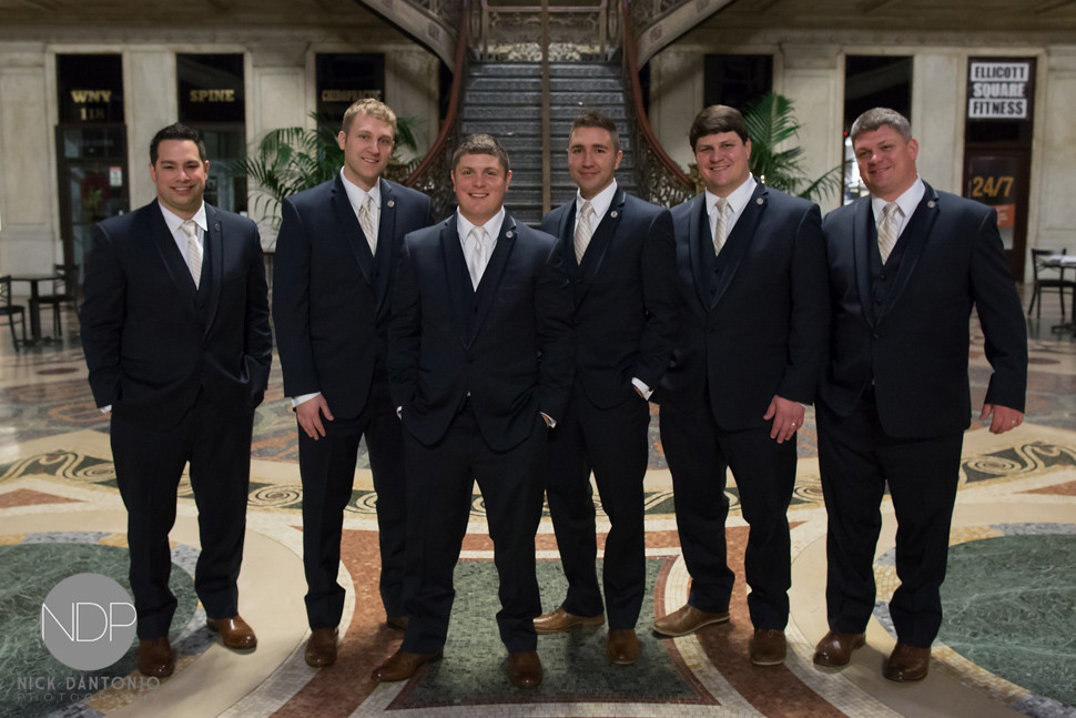 20-Ellicott Square Building Wedding Photos-Blog_© NDP 2016