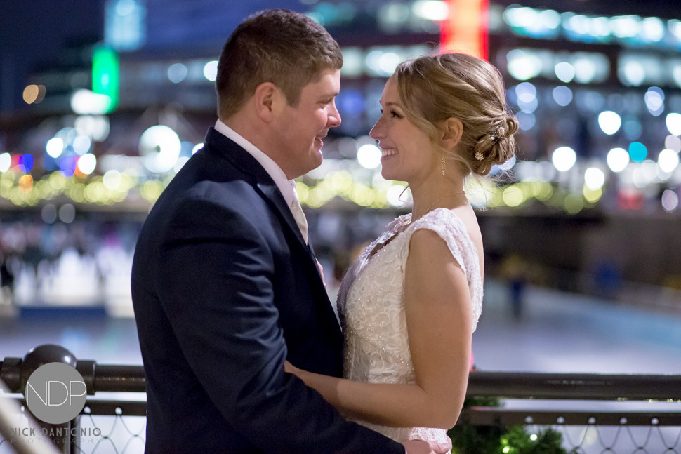 27-Canalside Buffalo Wedding Photos-Blog_© NDP 2016