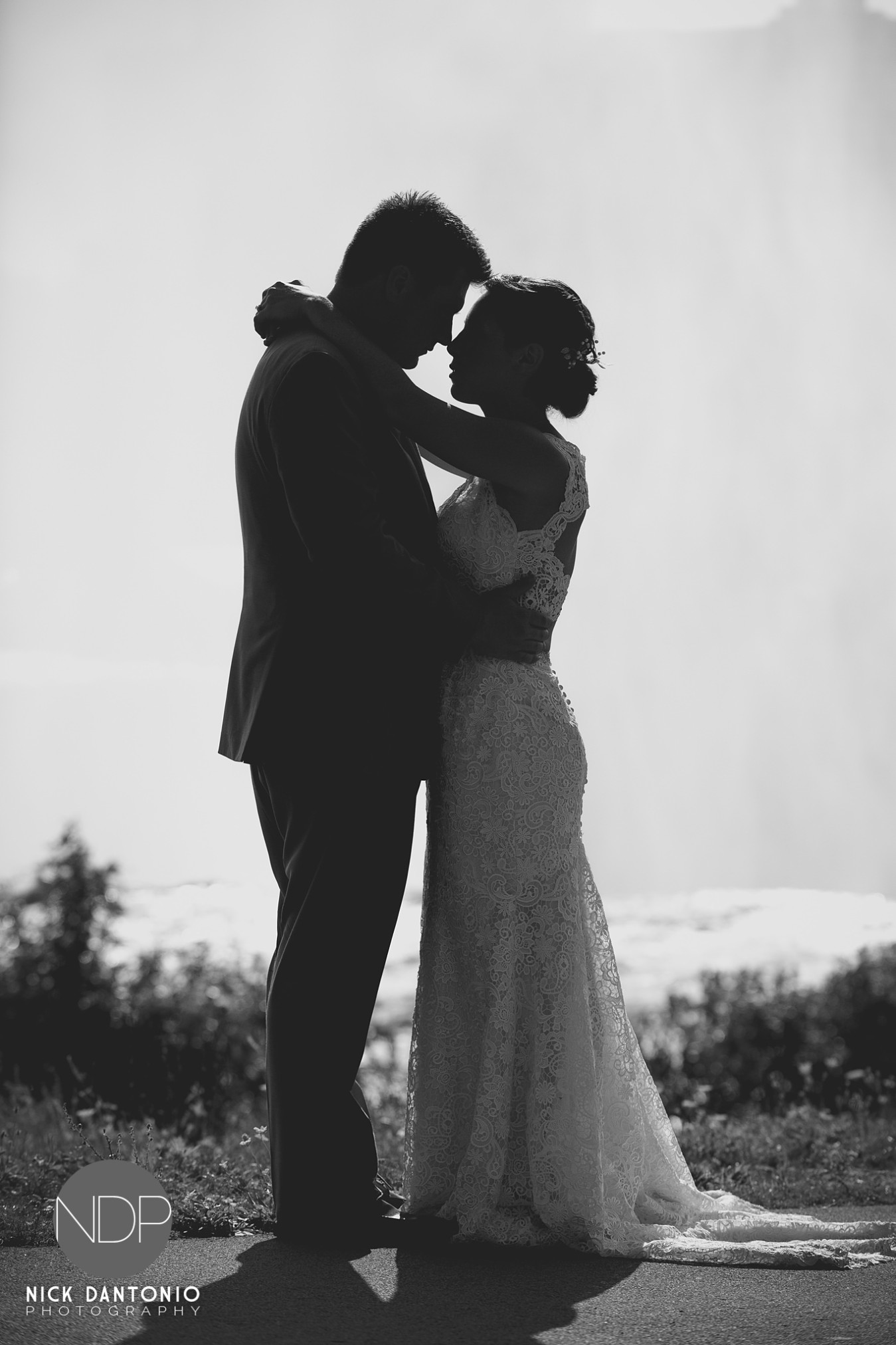 28-Niagara Falls Wedding