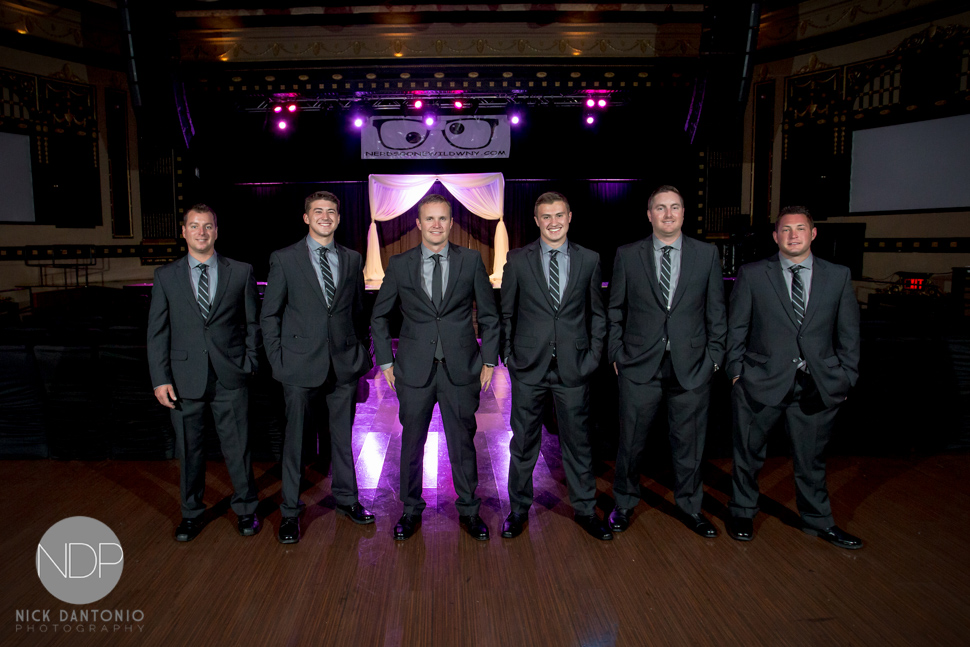 32-The Rapids Theatre Wedding-Blog_© NDP 2016