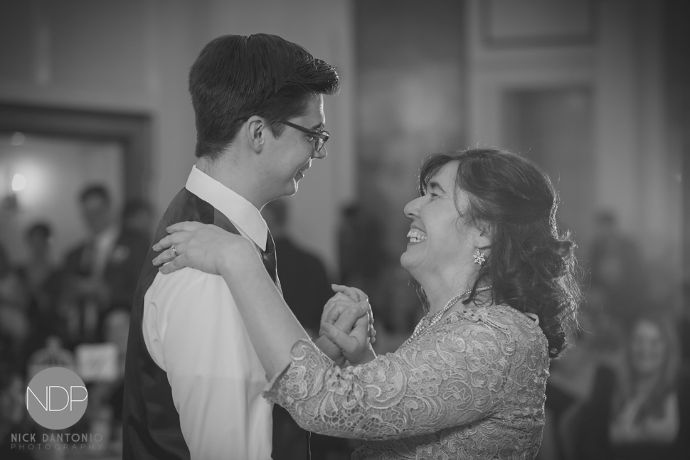 39-Inn on Broadway Wedding Reception Photos-Blog_© NDP 2016