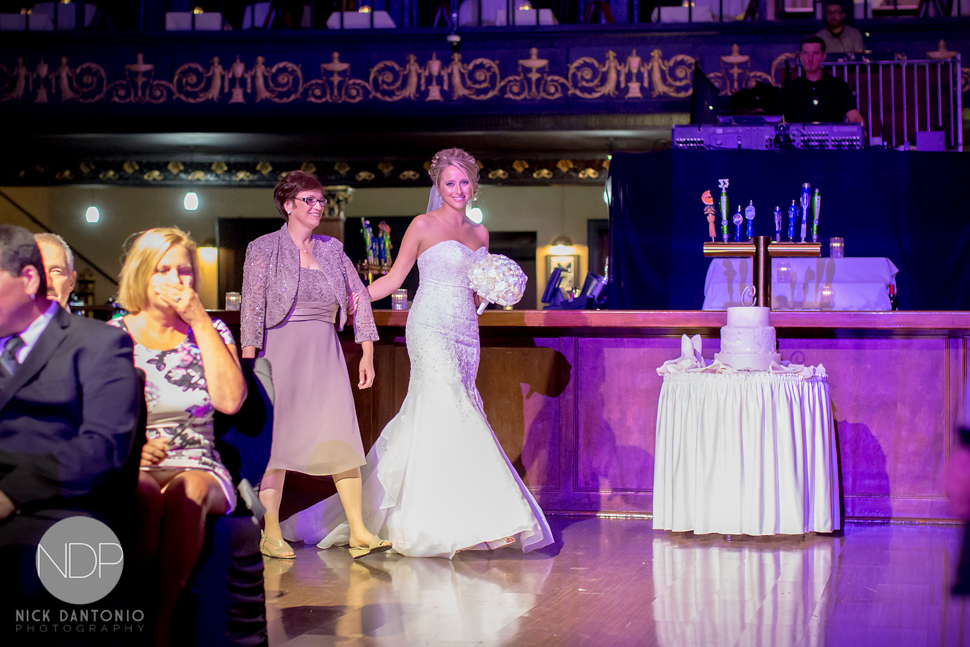 39-The Rapids Theatre Wedding-Blog_© NDP 2016