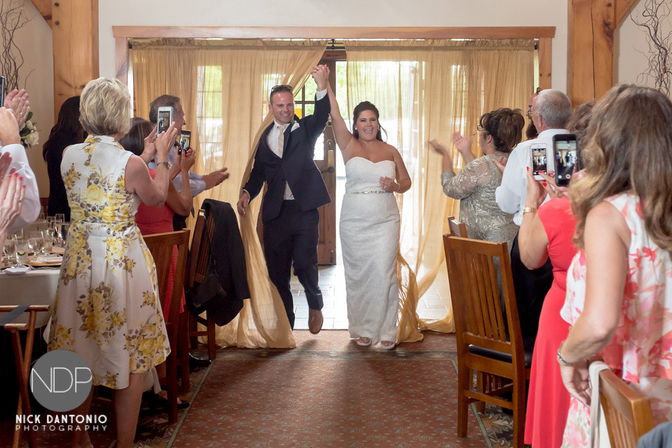 44-Timberlodge Wedding Reception-Blog_© NDP 2016