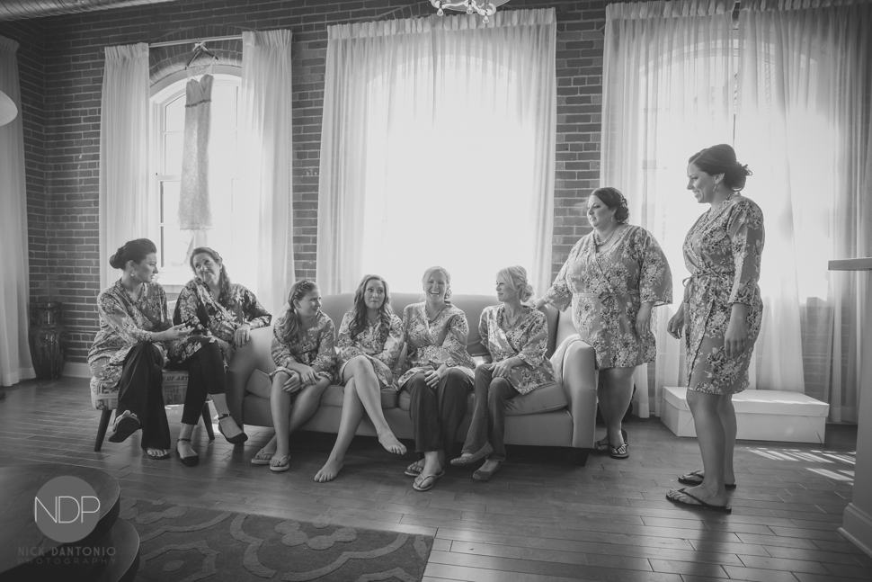 5-Foundry Suites Buffalo Wedding Photos-Blog_© NDP 2015