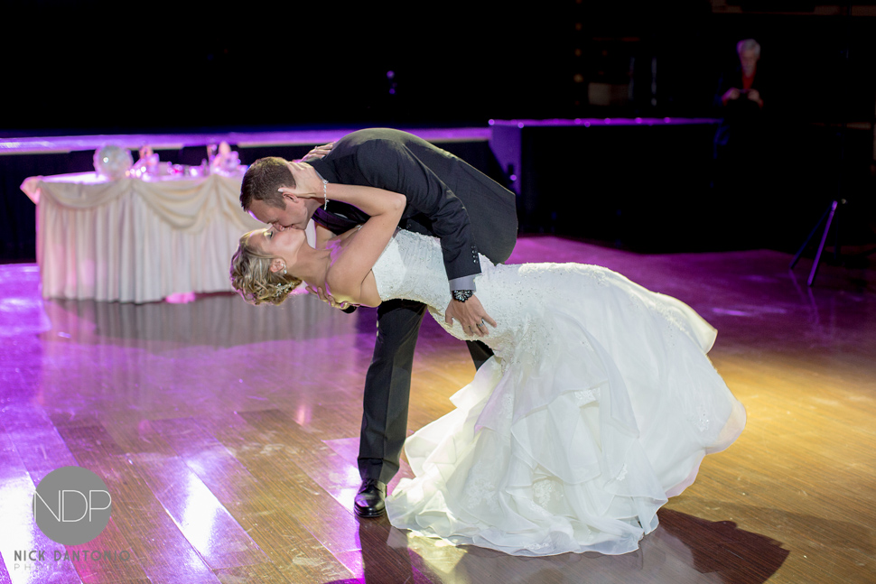 53-The Rapids Theatre Wedding Reception-Blog_© NDP 2016