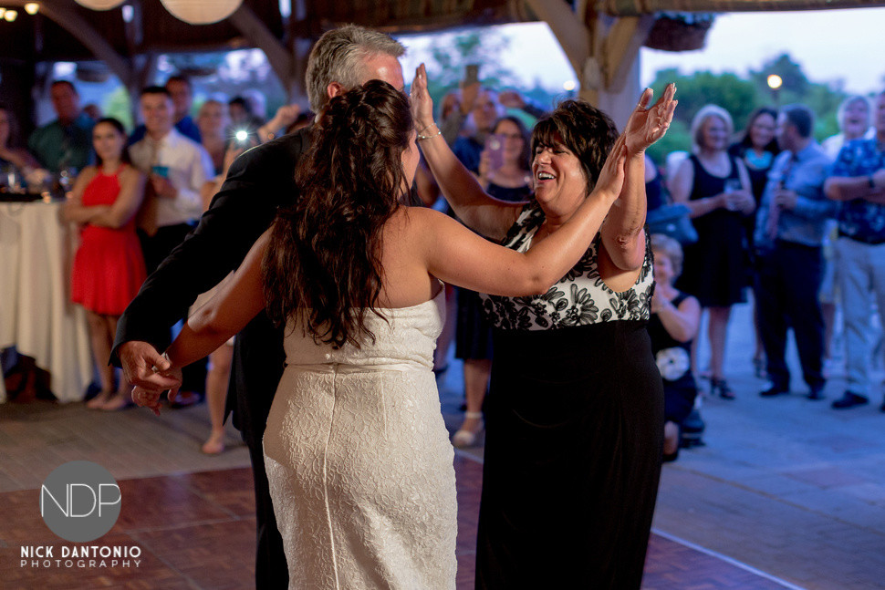 56-Timberlodge Wedding Outdoor Reception-Blog_© NDP 2016