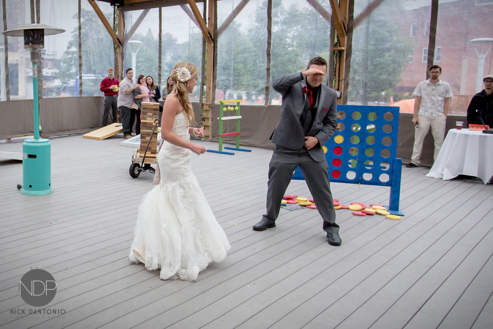 58-Larkin Square Wedding Photos-Blog_© NDP 2015