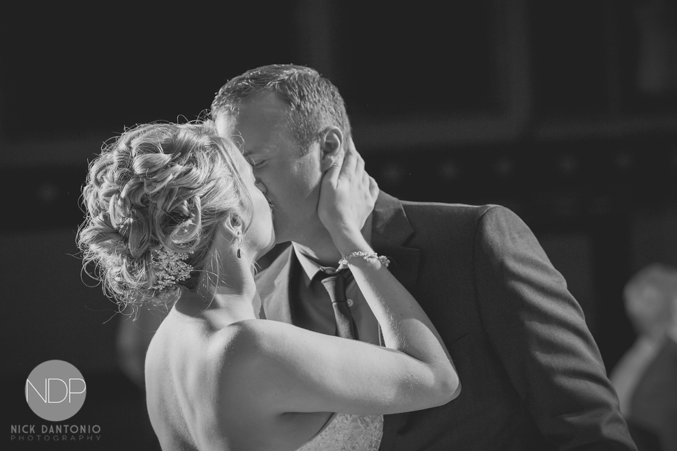 61-The Rapids Theatre Wedding Reception-Blog_© NDP 2016