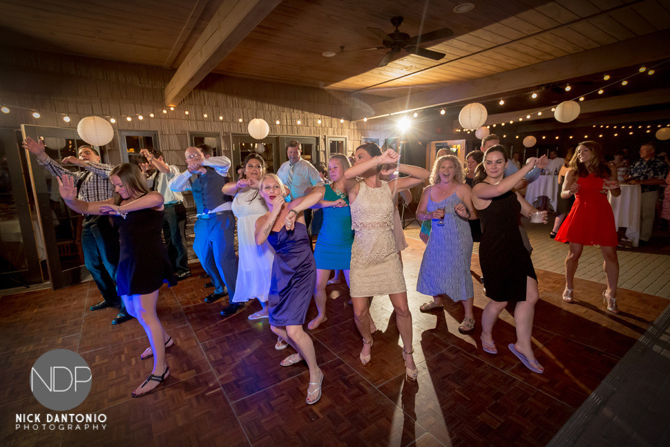 62-Timberlodge Wedding Outdoor Reception-Blog_© NDP 2016