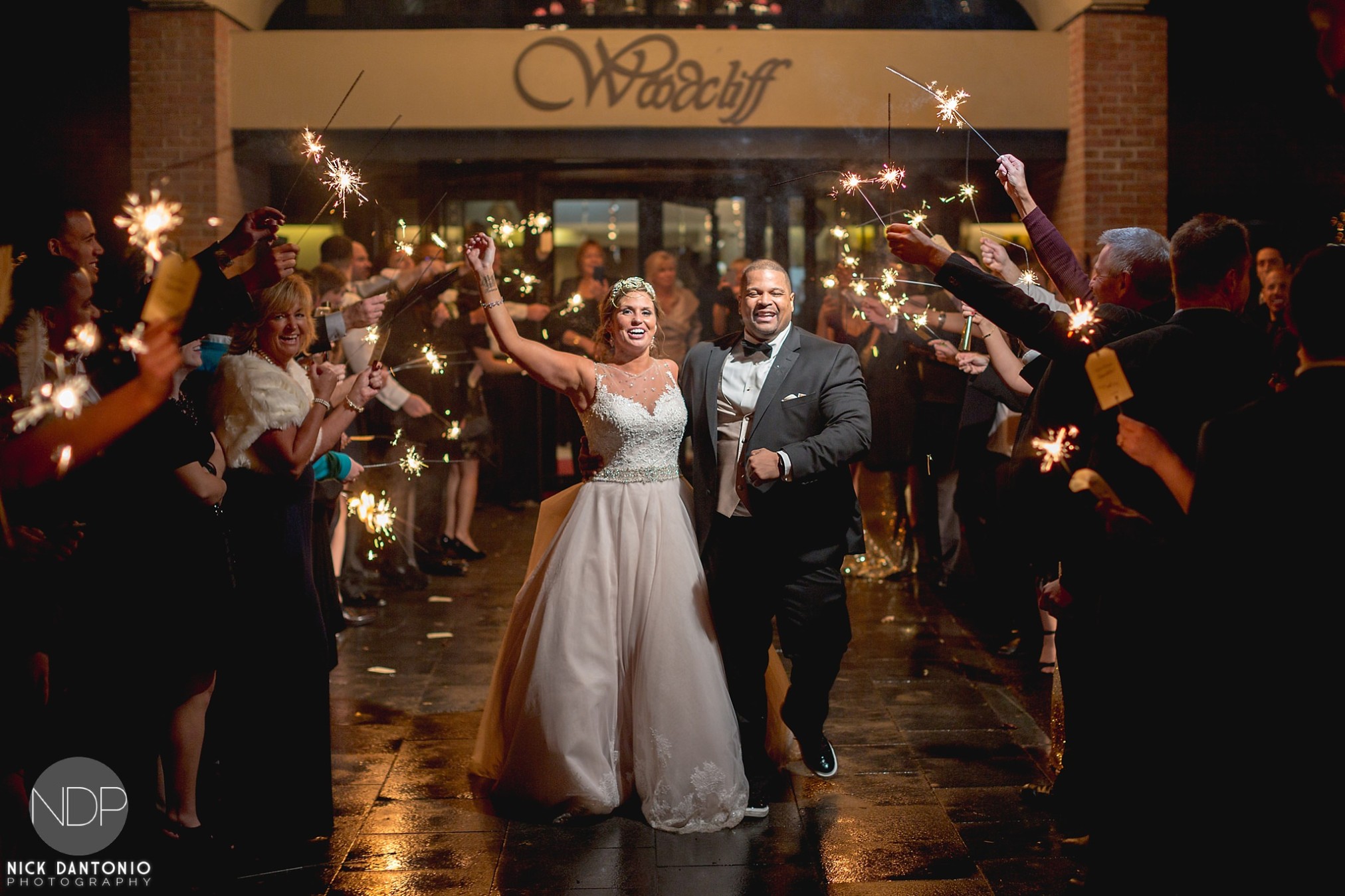 62-woodcliff-hotel-and-spa-sparkler-exit