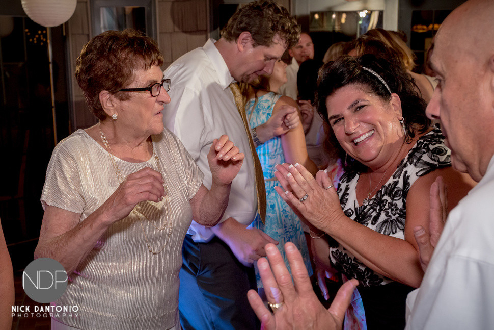 65-Timberlodge Wedding Outdoor Reception-Blog_© NDP 2016
