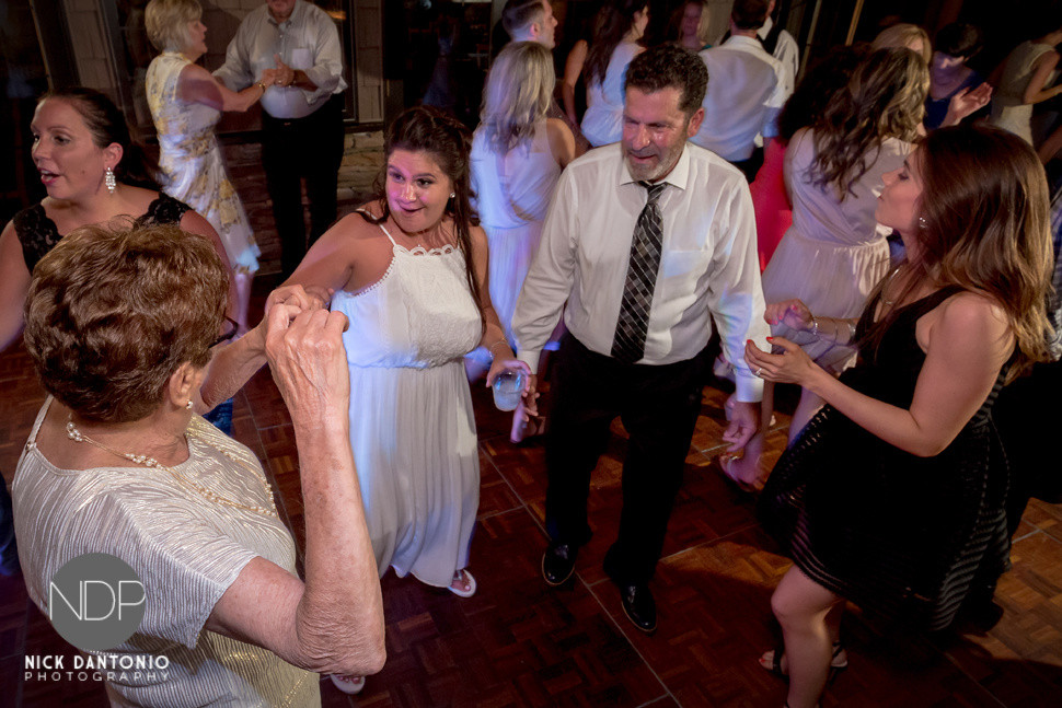 66-Timberlodge Wedding Outdoor Reception-Blog_© NDP 2016