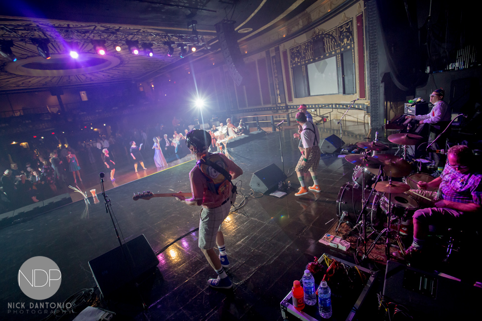 67-The Rapids Theatre Wedding Reception-Blog_© NDP 2016