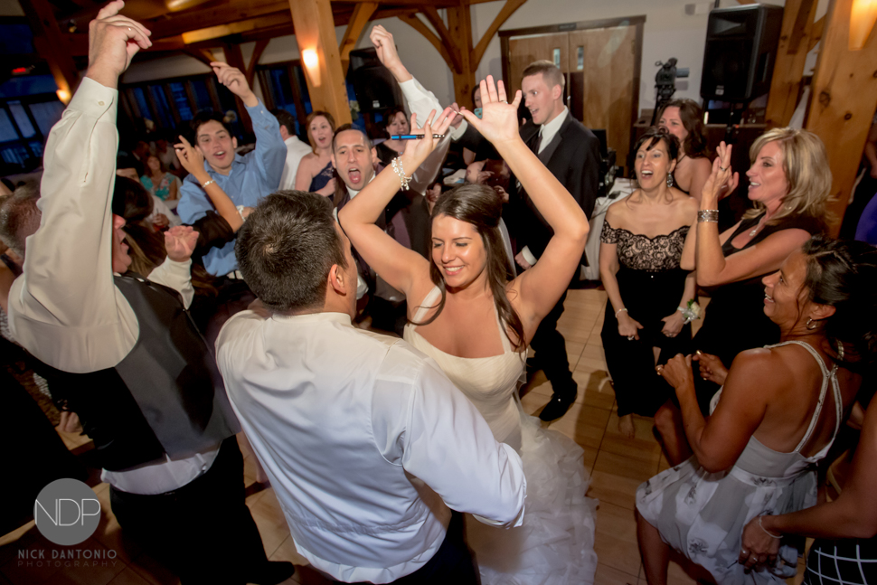 68-Hidden Valley Reception Dancing Photos-970-Blog_© NDP 2015