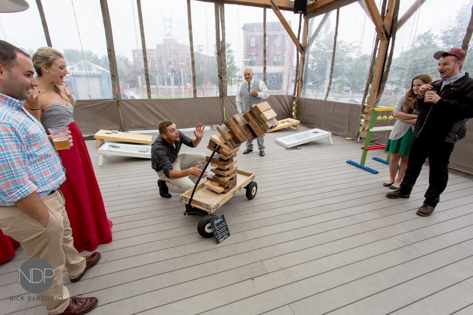 69-Larkin Square Wedding Photos-Blog_© NDP 2015