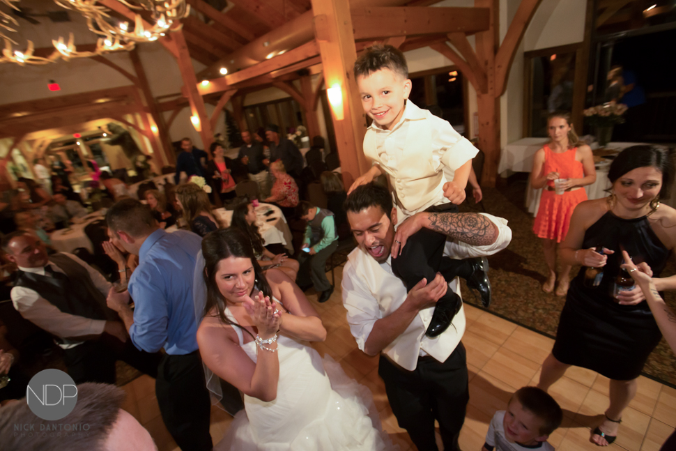 73-Hidden Valley Reception Dancing Photos-970-Blog_© NDP 2015