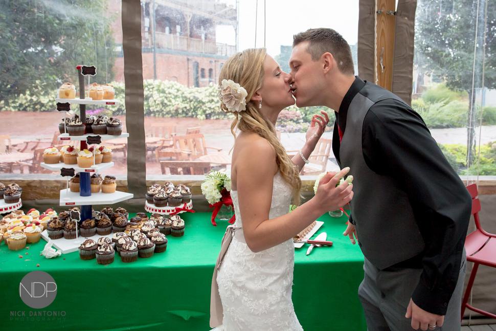 75-Larkin Square Wedding Photos-Blog_© NDP 2015