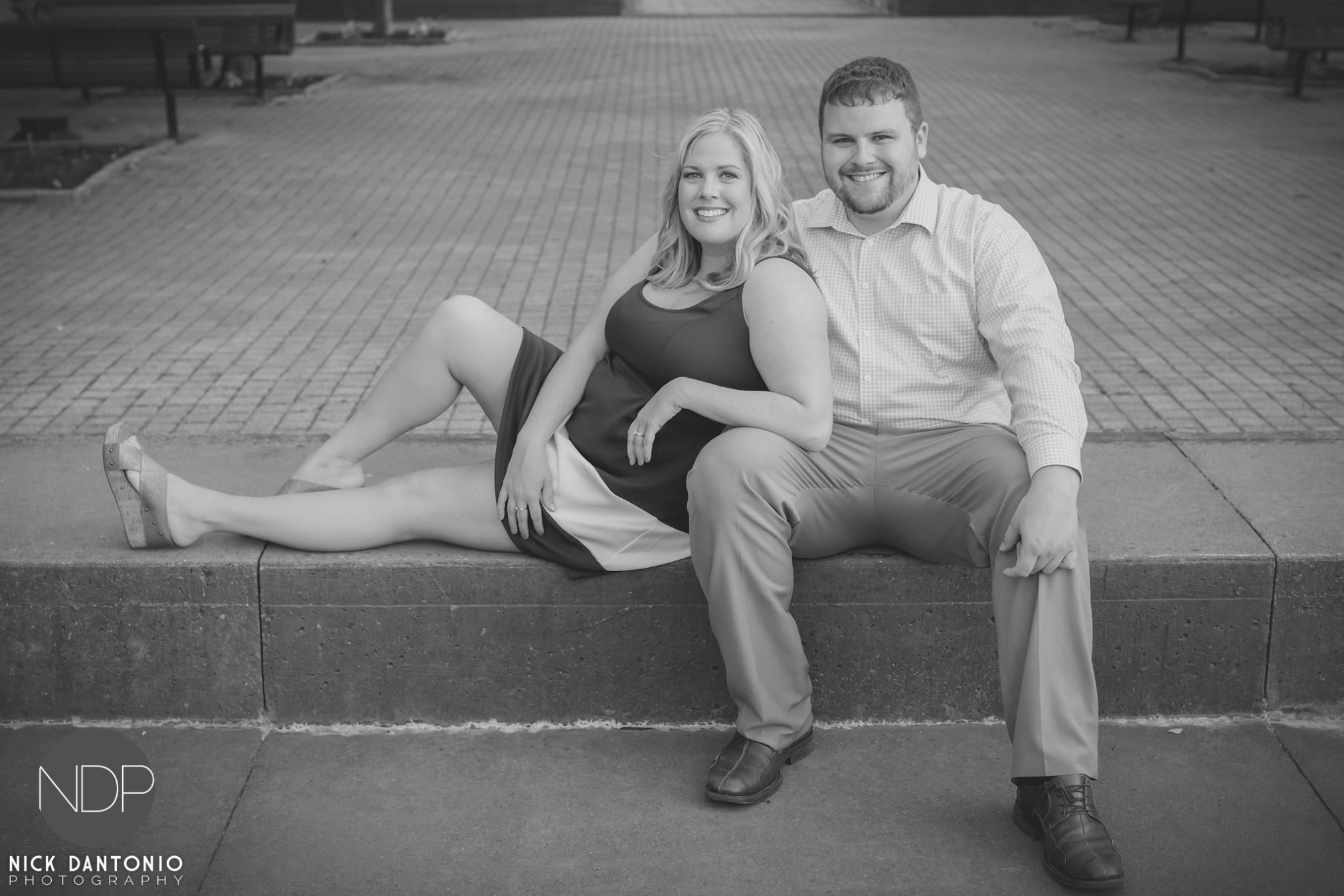 highfalls-rochester-engagement-photos-15
