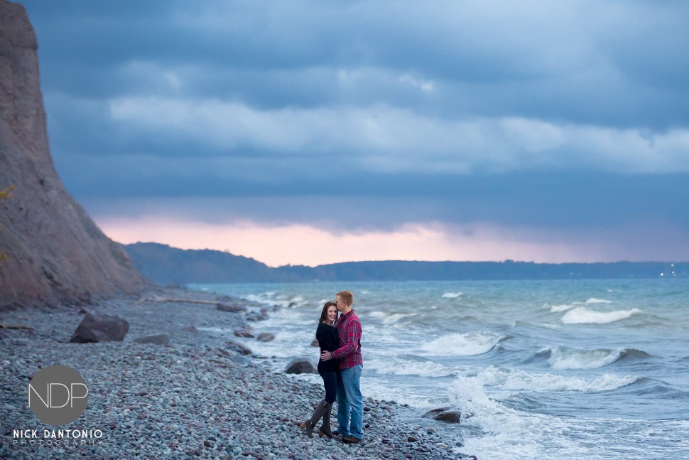 10-McIntyre Bluffs Engagement Photos