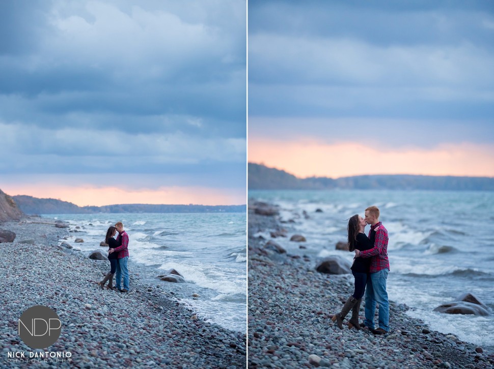 8-McIntyre Bluffs Engagement Photos